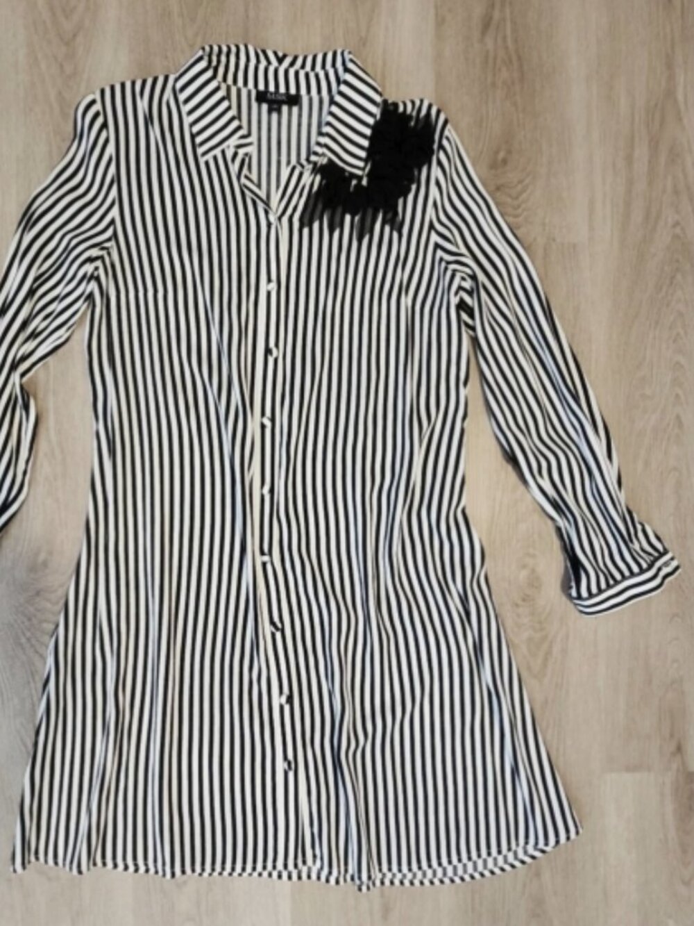 MSK Shirt Dress M Black White Stripe Button Long Sleeve Flower Applique NWT $78 - Picture 10 of 12